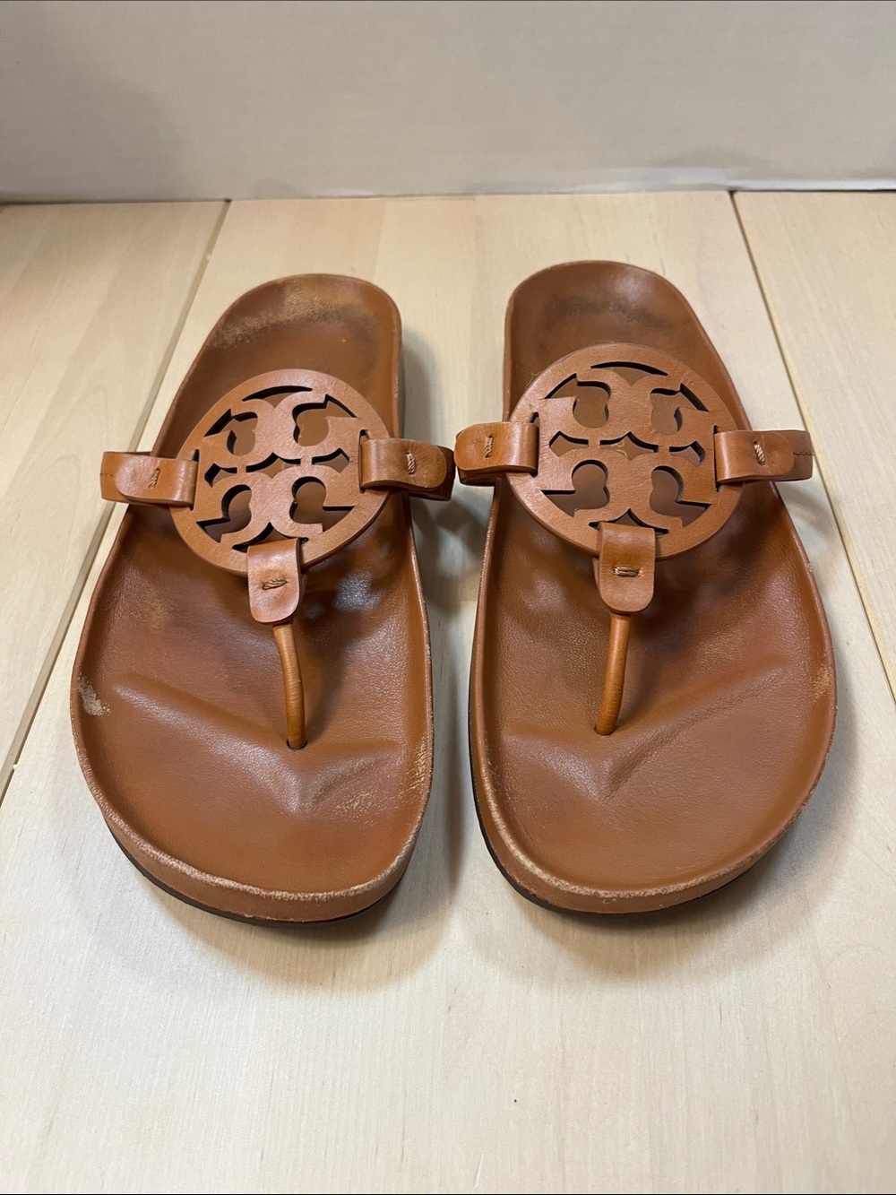 Tory Burch Tan Bourbon Leather Miele Cloud Thong Sandals - Women’s Sz 9.5 - READ